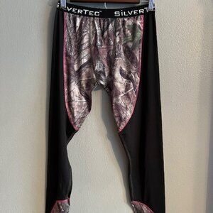 Women's Slivertec Base Layer Cold Weather Leggings Camouflage, Black and Pink